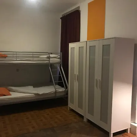 Boomerang Hostel